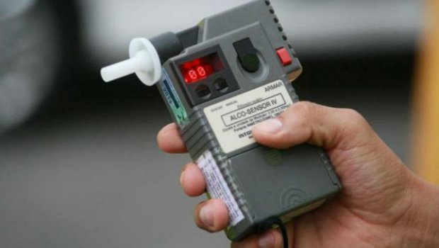 PM apreende motorista embriagado no centro de Avaré