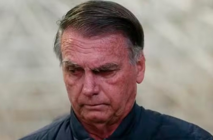 Bolsonaro está “péssimo” no primeiro dia do julgamento, dizem aliados