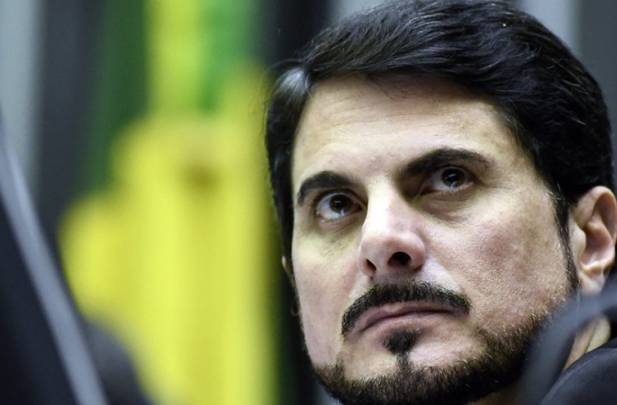 Do Val diz ter “manipulado” noticiário com informações desencontradas de forma intencional