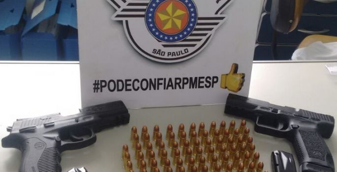 POLICIAMENTO RODOVIÁRIO APREENDE ARMAS DE FOGO E MUNIÇÕES