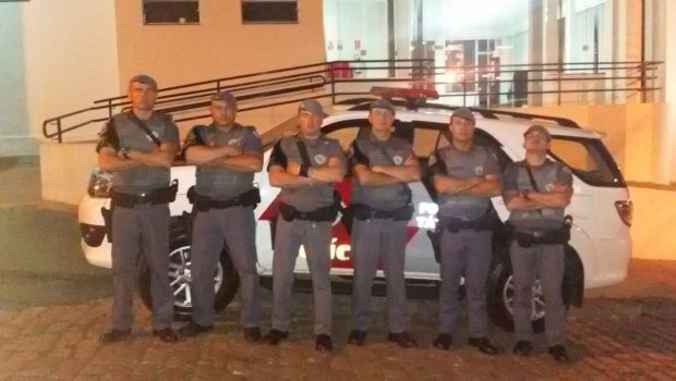 POLÍCIA MILITAR APREENDE DROGAS E TRAFICANTE NA CIDADE DE PIRAJU