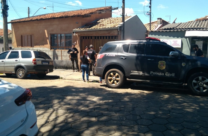 Casal de 19 e 21 anos é preso pela Polícia Civil por assassinato no bairro Ipiranga