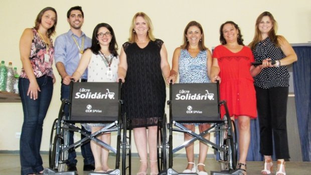 Fundo Social recebe cadeiras de rodas da CCR