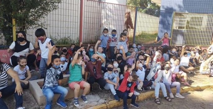Alunos da escola Licínia Guazzelli participam da Semana das Profissões
