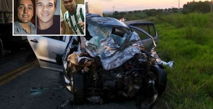 Acidente tira vida de três jovens em Paranapanema