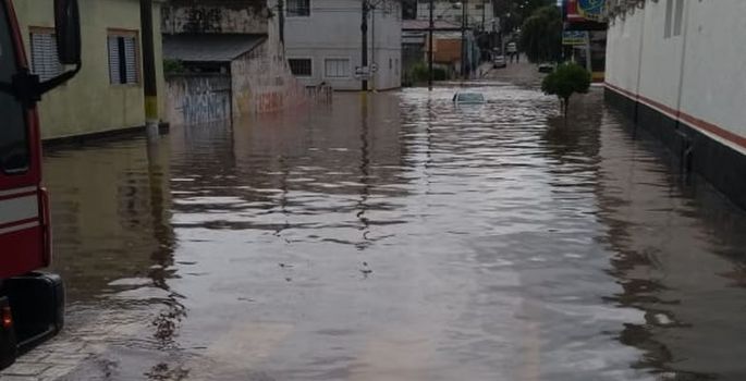 Mais chuva, mais inundação em Avaré