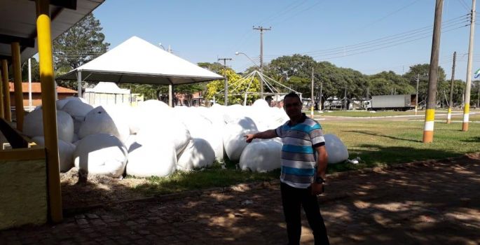 Vereadores questionam compra e sobra de silagem de milho que ficou na Emapa