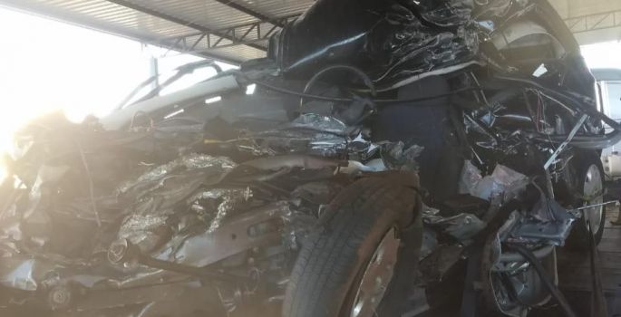 Motorista morre após bater em caminhão na SP-255 em São Manuel