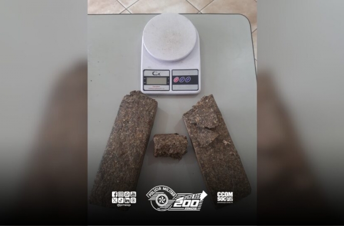Avó denuncia neto por tráfico de drogas em São Manuel