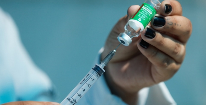 4ª dose da vacina contra a Covid deve começar a ser aplicada em idosos em SP a partir de 4 de abril