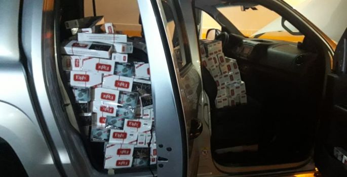 Motorista é flagrado com 24 mil maços de cigarros contrabandeados em Arandu