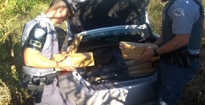 Homem é preso com 200 tabletes de maconha em rodovia de Ipaussu