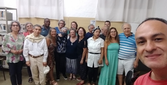 Abril é encerrado com música e encontro literário