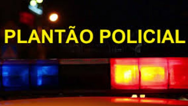 PM detêm traficante e é quase atacado por menor com faca em Avaré