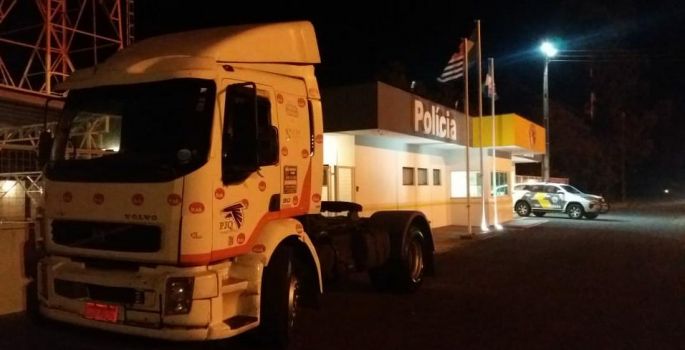 Motorista é detido com CNH falsa em Avaré