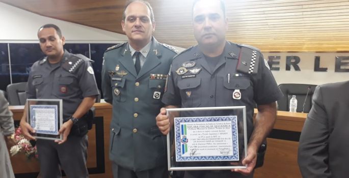 Policiais Militares são homenageados na Câmara Municipal de Avaré