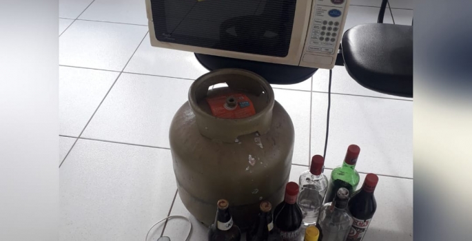 PM prende dois homens que furtaram casa em Pirajú