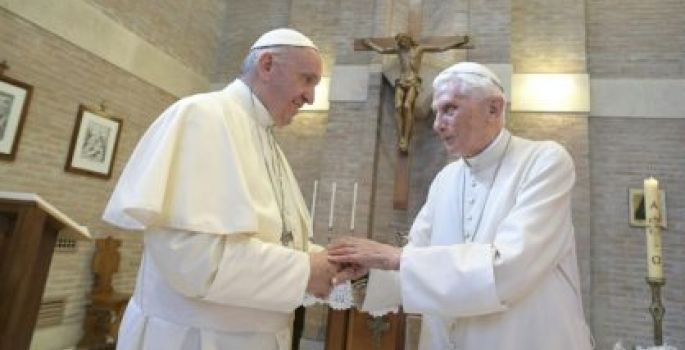Bento XVI se prepara para a morte