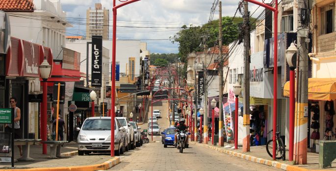 Avaré: Prefeitura determina o fechamento do comércio por 10 dias
