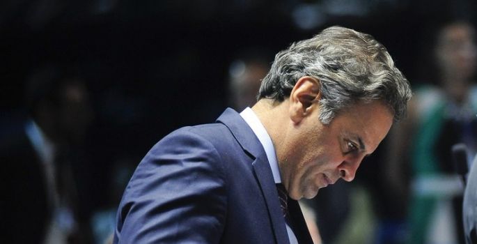 Ministro nega pedido de prisão para Aécio Neves