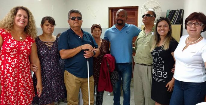 Alunos com deficiência visual encerram atividades e participam de confraternização