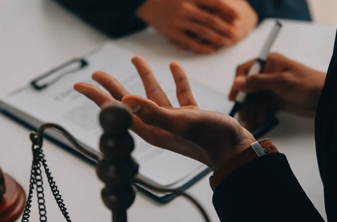 Editorial: Denúncias infundadas travam a cidade e punem a população avareense