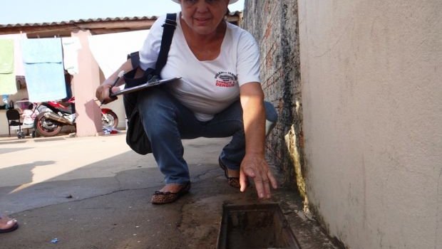 Agentes reforçam ações contra o transmissor da dengue