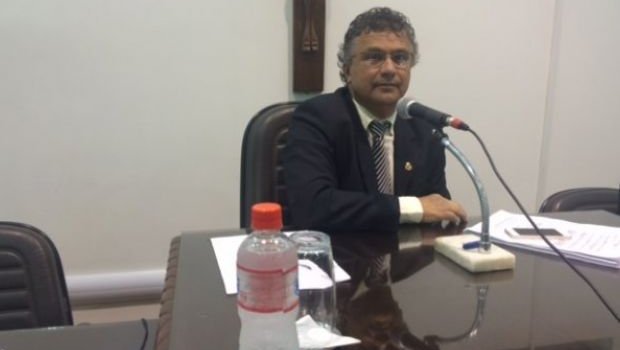 Denilson pede parceria com imobiliárias no combate ao Aedes Aegypti