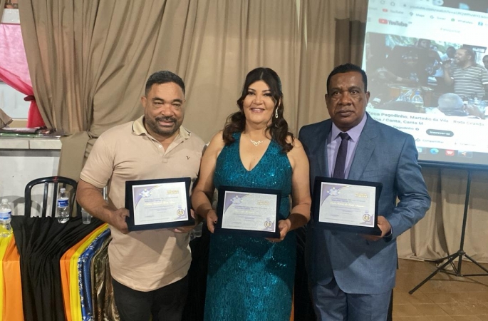 Secretário Carlos Roberto Bagaceira recebe homenagem da UNA e celebra fase histórica do esporte avareense