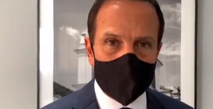 Pacote de Doria prevê demissões e desconto maior de convênio dos servidores