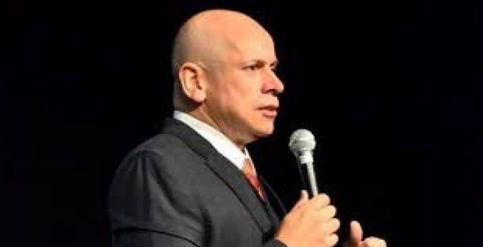 A ave de Minerva e o ibope