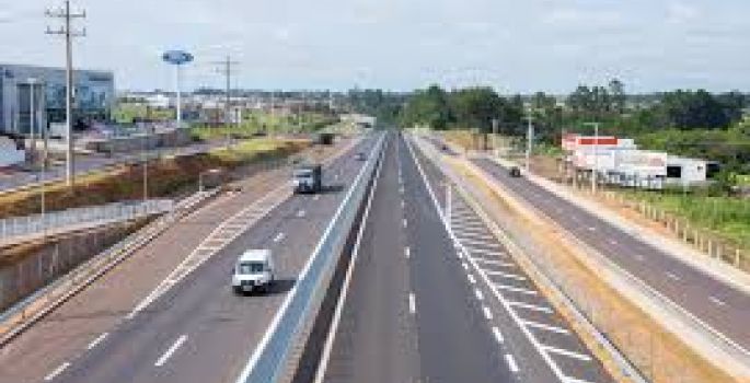 Homem morre atropelado na rodovia João Mellão em Avaré