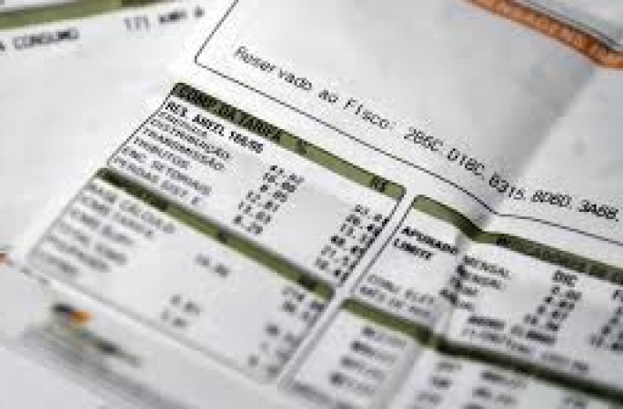 Conta de luz vai disparar em 2026, com clima seco e aumento de subsídios