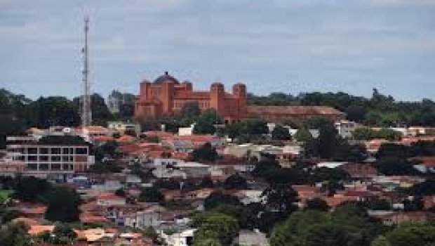 Jovem é detido suspeito de tentar incendiar e matar policial de folga