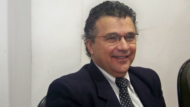 Denílson pede que Poio envie à Câmara, PL concedendo aumento digno para os Servidores 