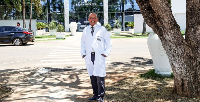 Hosmany Ramos, médico que esteve preso em Avaré, volta a rotina como médico
