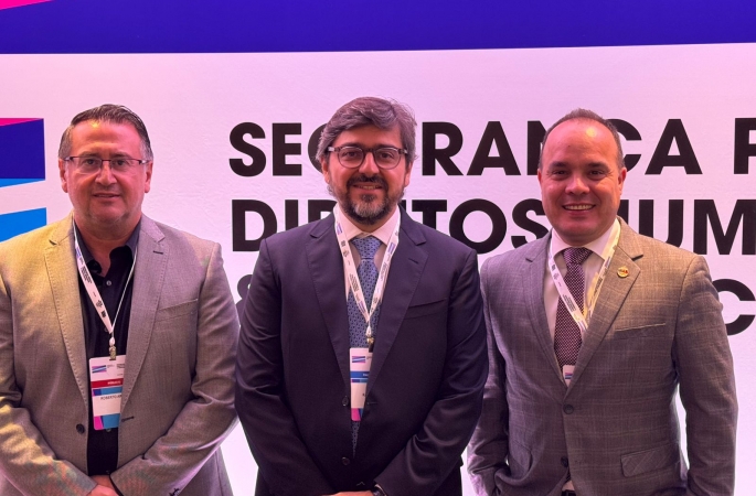 Prefeito de Avaré busca soluções em evento internacional