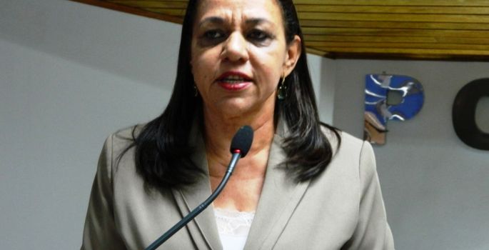 Marialva pede informações sobre pacientes com câncer de mama