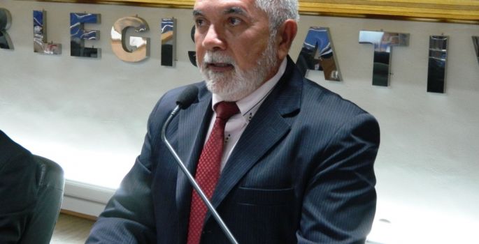 Barreto do PT quer saber sobre veículos parados na Garagem Municipal