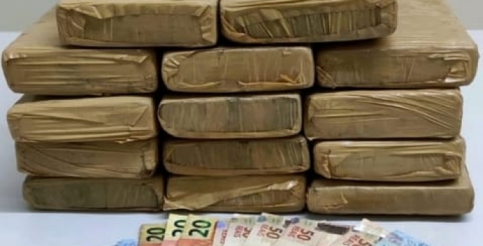 Três são presos pela PM com mais de 16 kg de drogas em Avaré