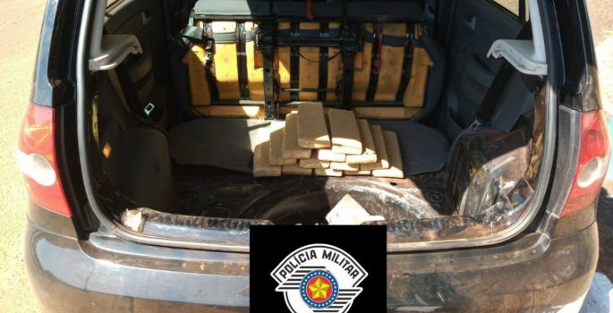Polícia Militar apreende 15 quilos de drogas em Itaí