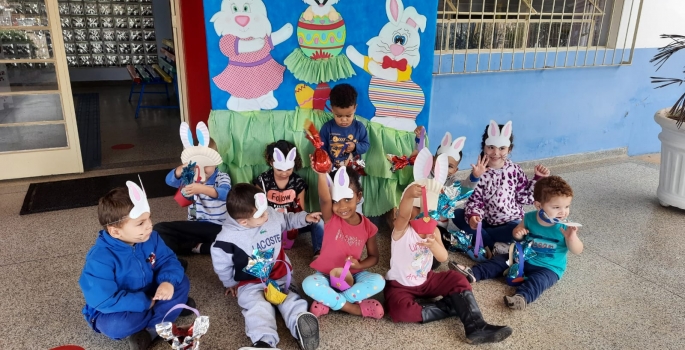 Alunos de Escolas Municipais celebram a Páscoa