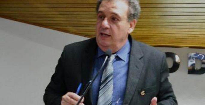 Estati denuncia vazamento de esgoto no Lago do Horto Florestal de Avaré