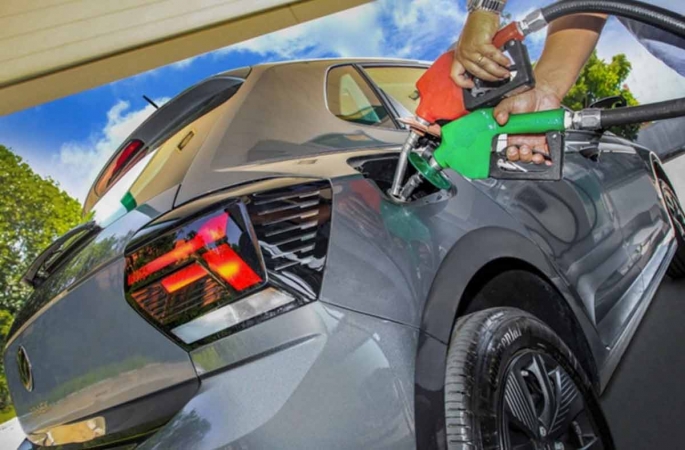 Governo quer gasolina com 30% de etanol; veja o impacto no seu carro