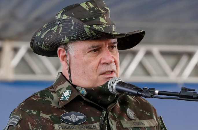 Ex-comandante do Exército confirma à PF reuniões de Bolsonaro para discutir