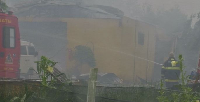 Barracão com fogos de artifício explode e assusta moradores de Avaré