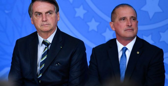 Bolsonaro tira Onyx da Casa Civil e convida general da intervenção para o cargo