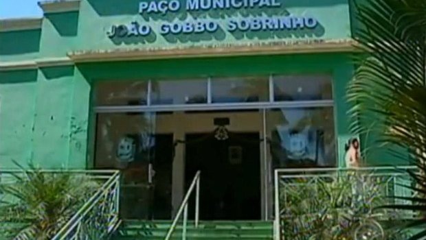 JUSTIÇA JULGA IMPROCEDENTE PEDIDO DE CASSAÇÃO DE PREFEITO DE FARTURA 