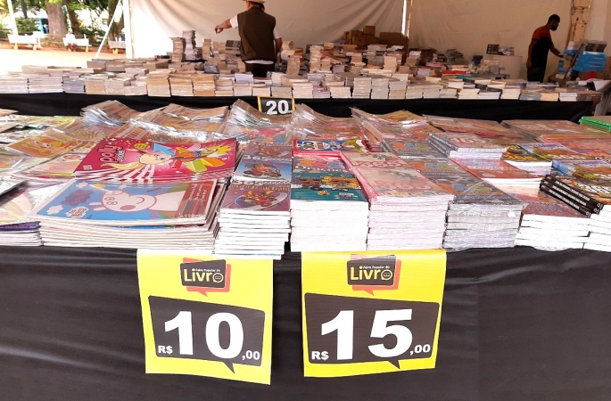 Feira do Livro acontece até 30 de março no Largo São João