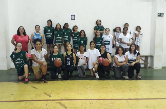 Unimed Avaré fornece apoio a jogadoras de basquete da cidade